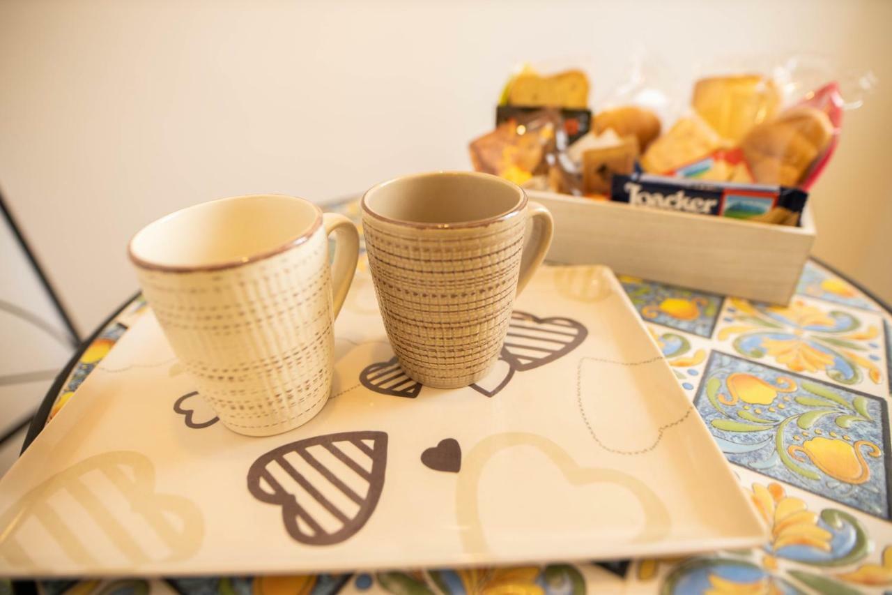 Bed and Breakfast Binario 56 Napoli Esterno foto